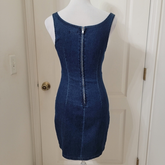Forever 21 Size S Med-Dark Wash Blue Denim Bodycon Mini Halter Dress, Like New - Picture 4 of 11